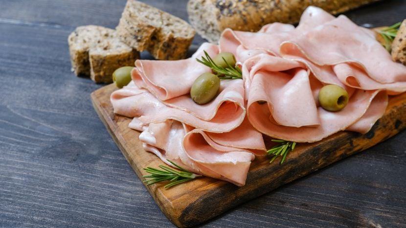 Mortadella in der Schwangerschaft: Sicherer Genuss oder besser meiden?